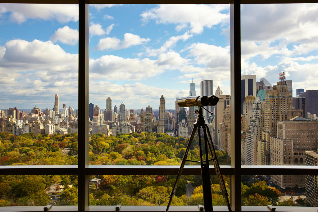 纽约顶级公寓窗外的城市风景